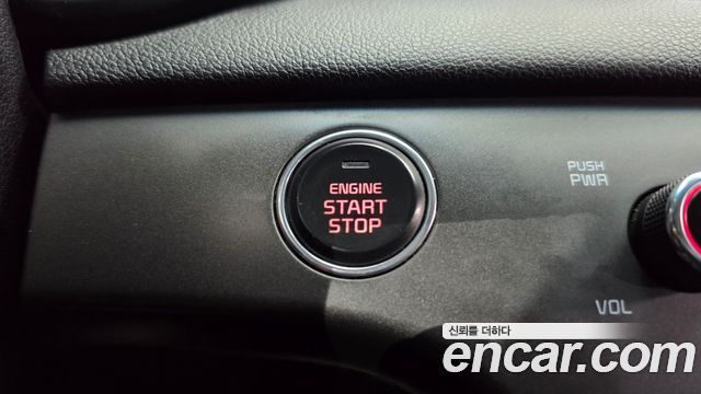 Kia Sportage The Bold Diesel 1.6 4WD Trendy 2022 — фото 17