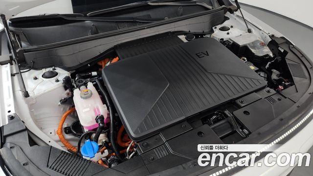 Hyundai Kona Electric (SX2) Long Range Inspiration 2023 — фото 6