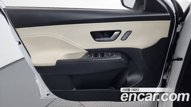 Hyundai Kona Electric (SX2) Long Range Inspiration 2023 — фото 24