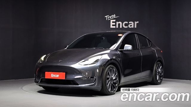 Tesla Model Y Performance AWD 2024 — фото 1