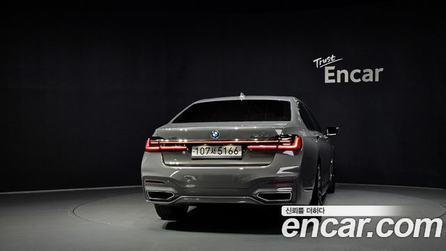 BMW 7 Series (G11) 740Li xDrive M Sport Package 2021 — фото 4