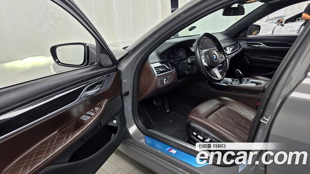 BMW 7 Series (G11) 740Li xDrive M Sport Package 2021 — фото 10