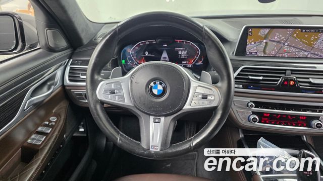BMW 7 Series (G11) 740Li xDrive M Sport Package 2021 — фото 17