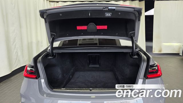 BMW 7 Series (G11) 740Li xDrive M Sport Package 2021 — фото 24