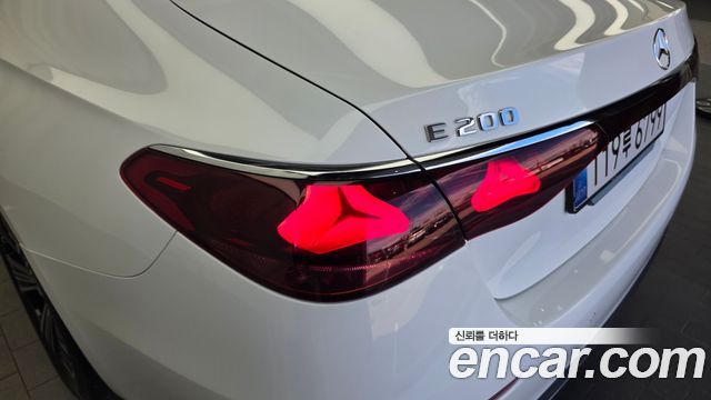 Mercedes-Benz E-Class (W214) E200 Avantgarde 2025 — фото 23