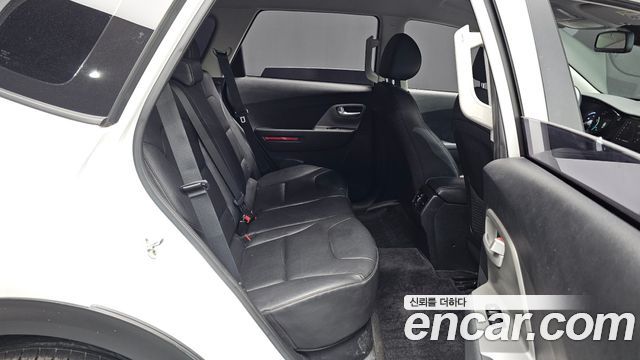 Kia Niro Plus Earth 2023 — фото 11