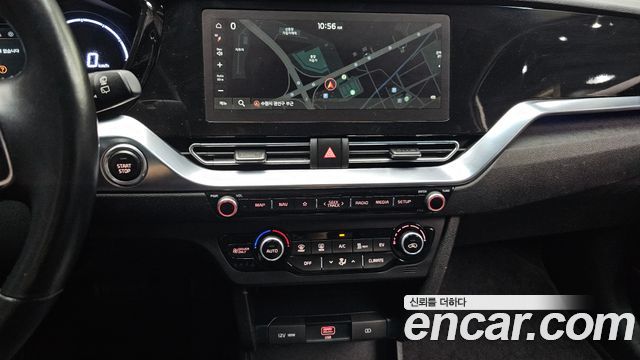 Kia Niro Plus Earth 2023 — фото 13