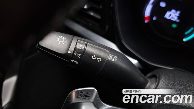 Kia Niro Plus Earth 2023 — фото 17