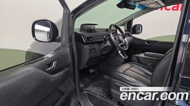 Hyundai Staria Cargo 3-Seater Modern 2023 — фото 10