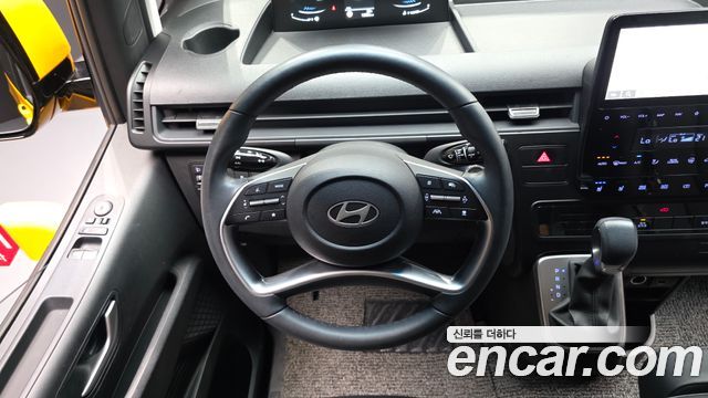 Hyundai Staria L3.5  Kinder Safety Car 15-Seater 2025 — фото 13