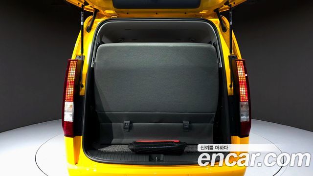 Hyundai Staria L3.5  Kinder Safety Car 15-Seater 2025 — фото 20