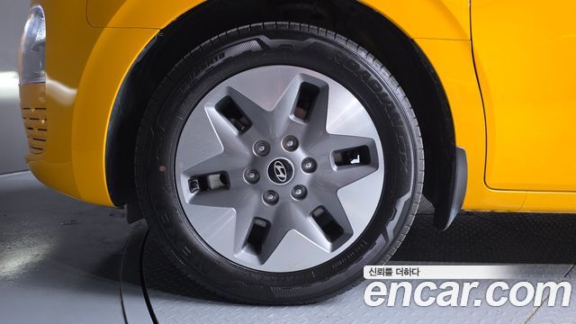 Hyundai Staria L3.5  Kinder Safety Car 15-Seater 2025 — фото 21