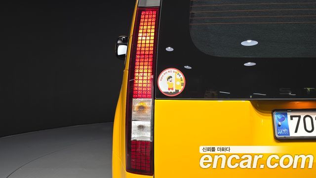Hyundai Staria L3.5  Kinder Safety Car 15-Seater 2025 — фото 23