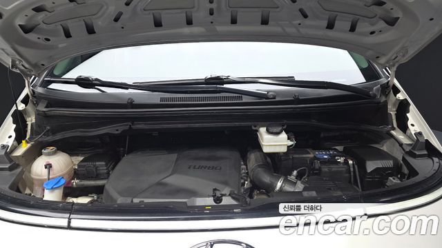 Hyundai Staria Cargo 5-Seater Modern 2023 — фото 6