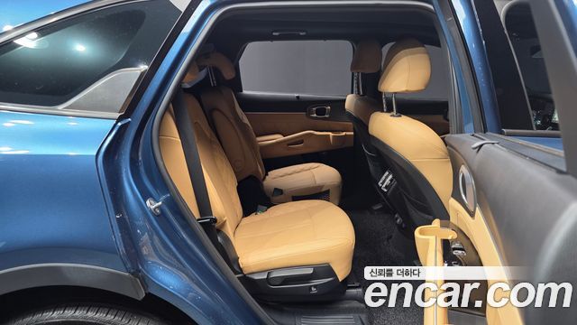 Kia Sorento (IV) Gasoline 2.5T 4WD Gravity 2023 — фото 12