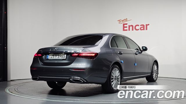 Mercedes-Benz E-Class (W213) E250 Exclusive 2021 — фото 2