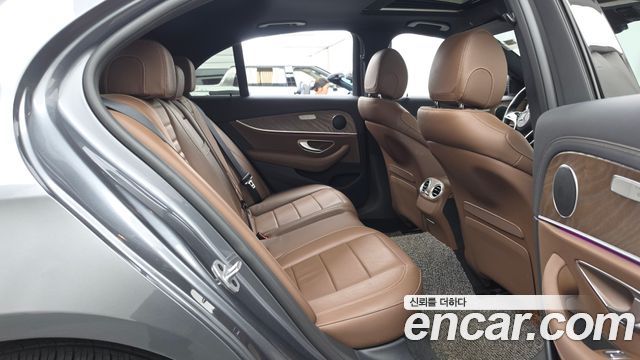Mercedes-Benz E-Class (W213) E250 Exclusive 2021 — фото 12