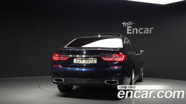 BMW 7 Series (G11) 730Ld xDrive M Sport 2017 — фото 4
