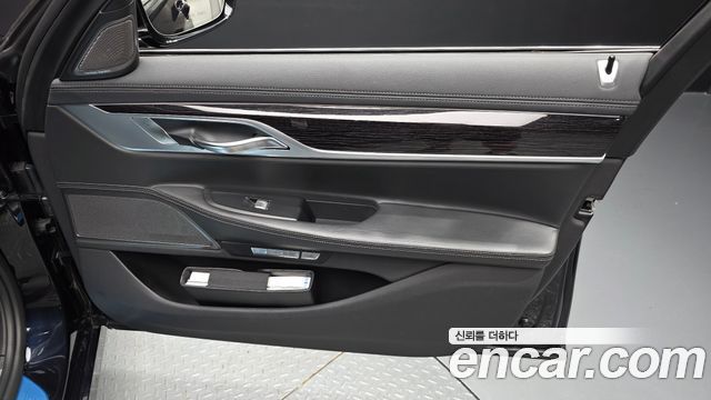 BMW 7 Series (G11) 730Ld xDrive M Sport 2017 — фото 24