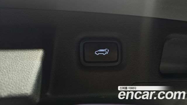 Hyundai Santa Fe Diesel 2.2 2WD Prestige 2021 — фото 32