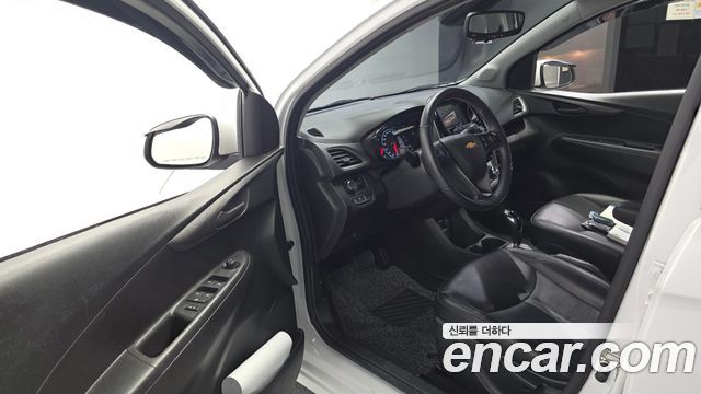 Chevrolet Spark LT 2019 — фото 10