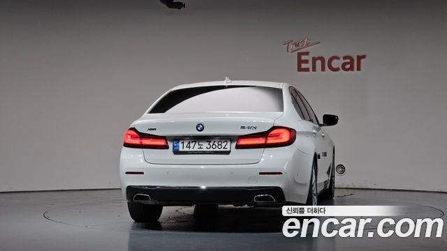 BMW 5 Series (G30) 530i xDrive Luxury 2021 — фото 4