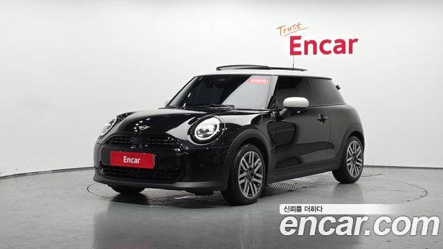 MINI Cooper C (IV) Classic 2025 — фото 11