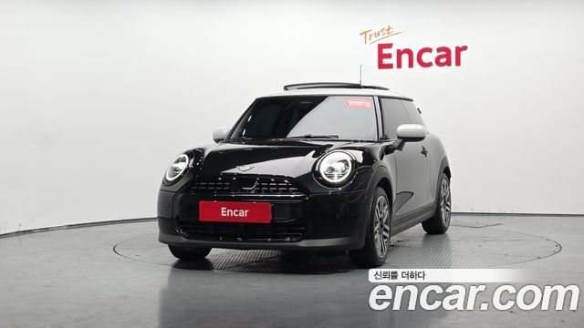 MINI Cooper C (IV) Classic 2025 — фото 3