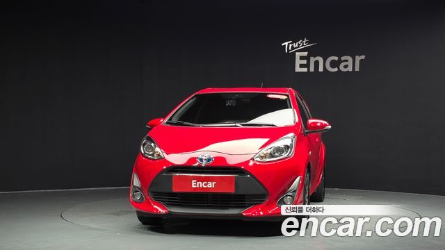 Toyota Prius C 1.5 2019 — фото 3