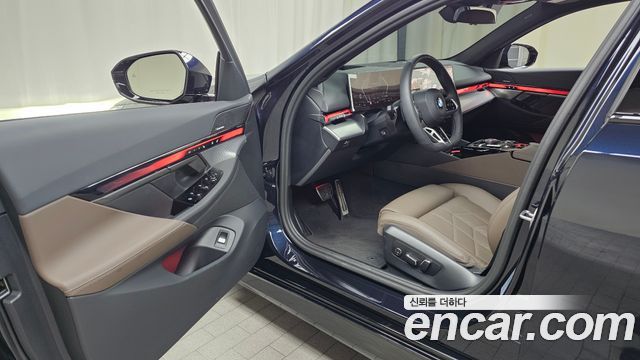 BMW 5 Series (G60) 520i M Sport 2026 — фото 10