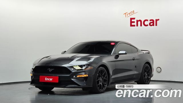Ford Mustang Coupe