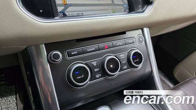 Land Rover Range Rover Sport (II) 3.0 SDV6 HSE Dynamic 2016 — фото 17