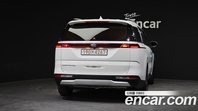Kia Carnival (IV) Diesel 9-Seater Prestige 2021 — фото 4