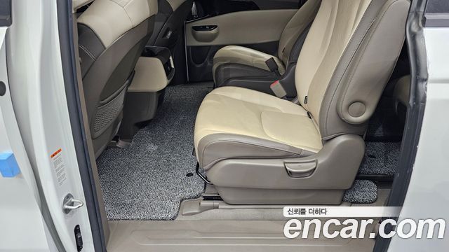Kia Carnival (IV) Diesel 9-Seater Prestige 2021 — фото 12