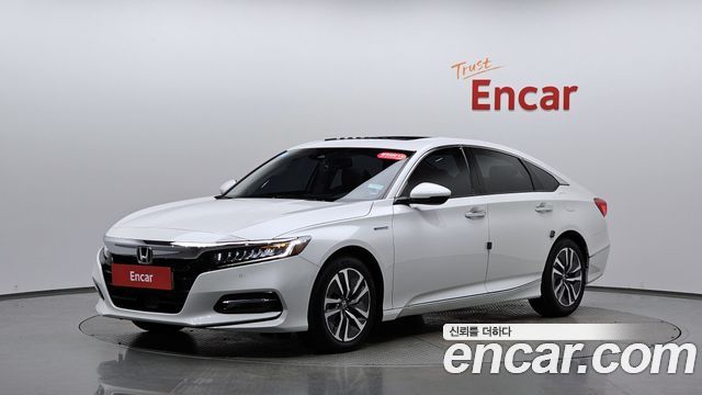 Honda Accord (X) 2.0 Hybrid Touring 2019 — фото 11