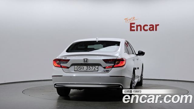 Honda Accord (X) 2.0 Hybrid Touring 2019 — фото 4