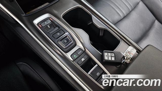 Honda Accord (X) 2.0 Hybrid Touring 2019 — фото 9