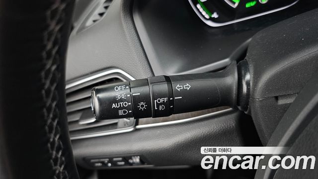 Honda Accord (X) 2.0 Hybrid Touring 2019 — фото 34