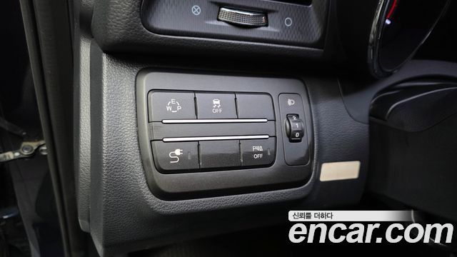 KG Mobility (SsangYong) Tivoli Air Diesel RX 2WD 2016 — фото 15