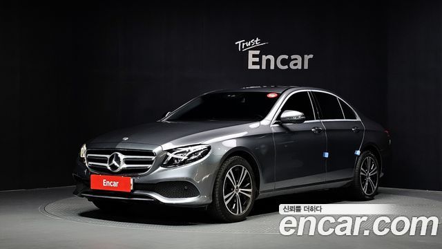 Mercedes-Benz E-Class (W213) E220d Avantgarde 2020 — фото 1