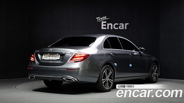 Mercedes-Benz E-Class (W213) E220d Avantgarde 2020 — фото 2
