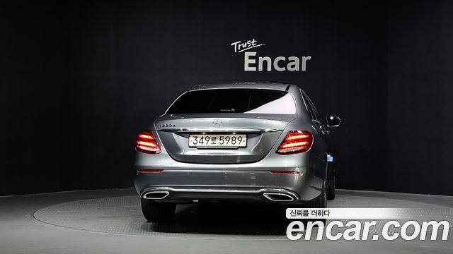 Mercedes-Benz E-Class (W213) E220d Avantgarde 2020 — фото 4