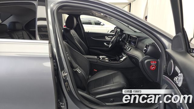 Mercedes-Benz E-Class (W213) E220d Avantgarde 2020 — фото 11