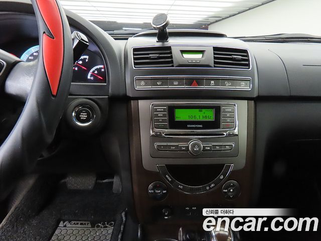 KG Mobility (SsangYong) Rexton W 2.0 4WD RX7 Luxury 2014 — фото 19