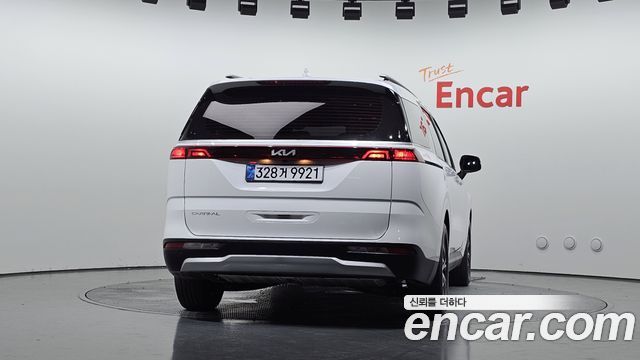 Kia Carnival (IV) Gasoline 9-Seater Prestige 2023 — фото 4