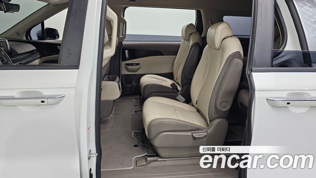 Kia Carnival (IV) Gasoline 9-Seater Prestige 2023 — фото 11