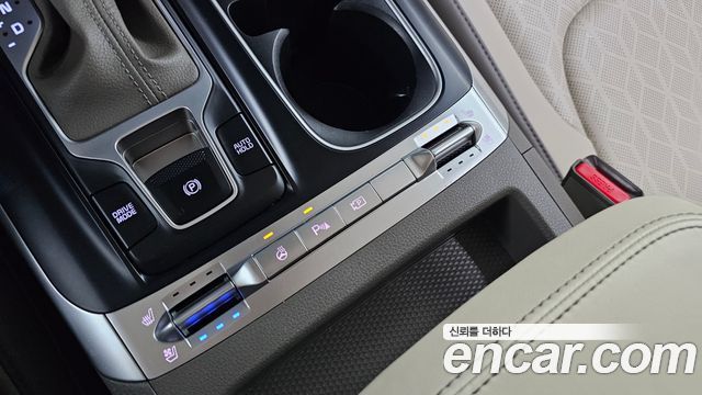Kia Carnival (IV) Gasoline 9-Seater Prestige 2023 — фото 17
