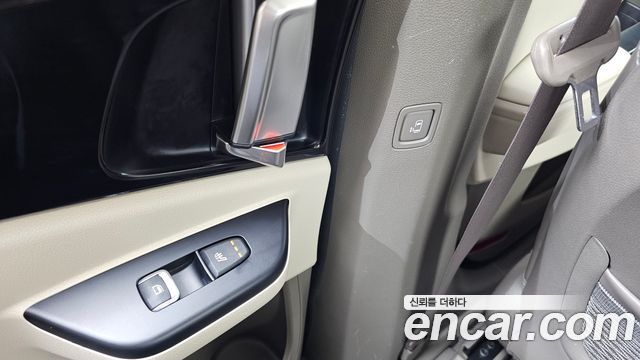 Kia Carnival (IV) Gasoline 9-Seater Prestige 2023 — фото 20