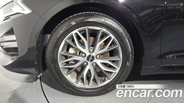 Kia K5 (III) 2.0 Trendy 2022 — фото 5
