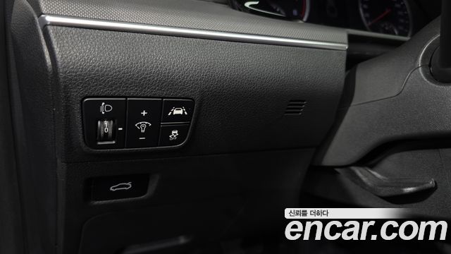 Kia K5 (III) 2.0 Trendy 2022 — фото 20